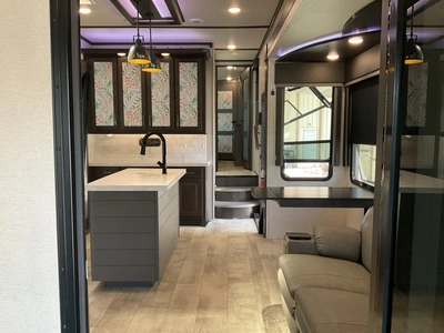Used 2022 GRAND DESIGN MOMENTUM Campers, Caravans, Motorhomes Michigan US | Miedema Asset Management Group #1366695