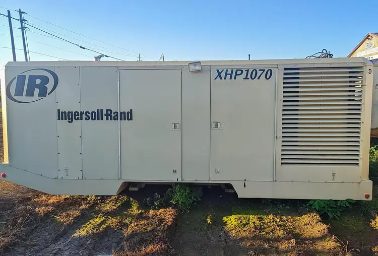 Used 2005 INGERSOLL-RAND XHP 1070 CFM / 350 PSI AIR COMPRESSOR High Pressure Air Compressors Pennsylvania US | East West Machinery & Drilling #1417815