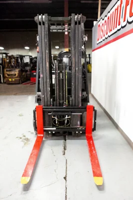 USED 2010 NISSAN MCP1B2L25BS