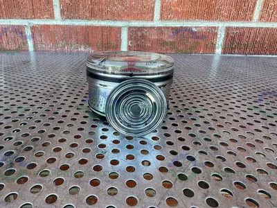 USED ANDERSON PHARMACEUTICAL SERIES PRESSURE GAUGE 0-1000 PSI W/ 2" FITTING