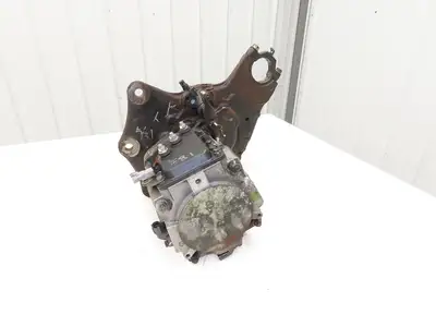 Toyota L12640 Forklift Left Front Drive Axle & Motor Assembly 5-Lug Off 8FBE15U