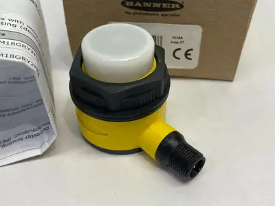 USED BANNER ENGINEERING EZ-LIGHT RIGHT ANGLE 30MM INDICATOR, PANEL MOUNT 3-COLOR, 74052