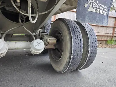 USED 1985 RELIANCE 28FT