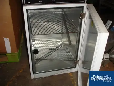 USED Lab Line LAB-LINE INCUBATOR, MODEL 305A