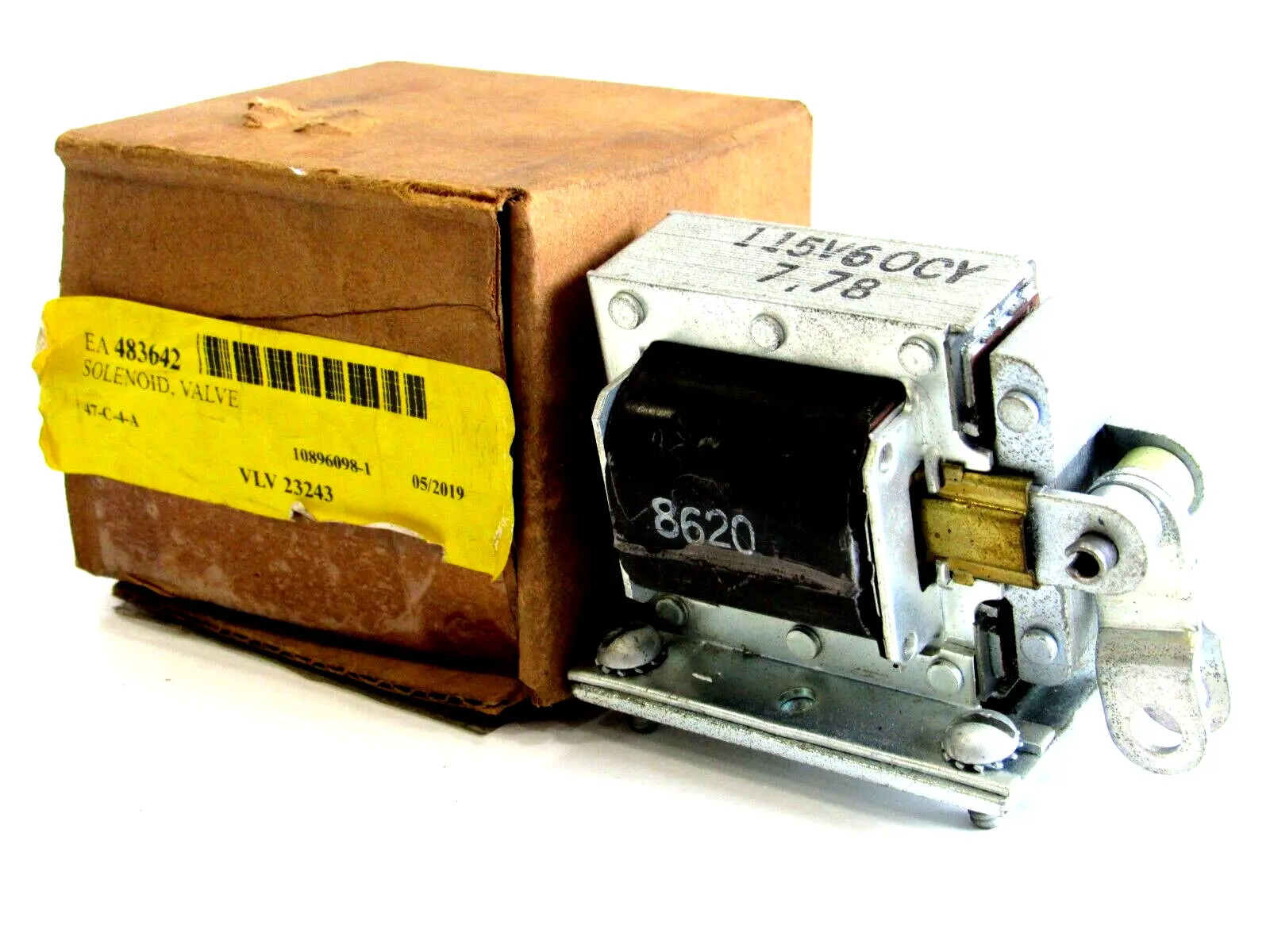 USED HONEYWELL MAXON 23243 COIL KIT 120VAC