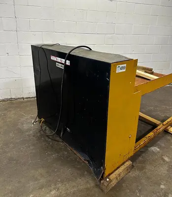 Electric Pallet Lift Platform