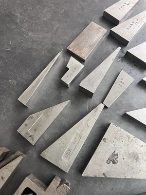 Used _UNKNOWN_ _UNKNOWN_ Precision Angle Plates Michigan US | Miedema Asset Management Group #1360865