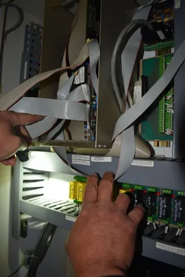 BRYANT UL2 GRINDERS, INTERNAL | GCH Machinery (9)