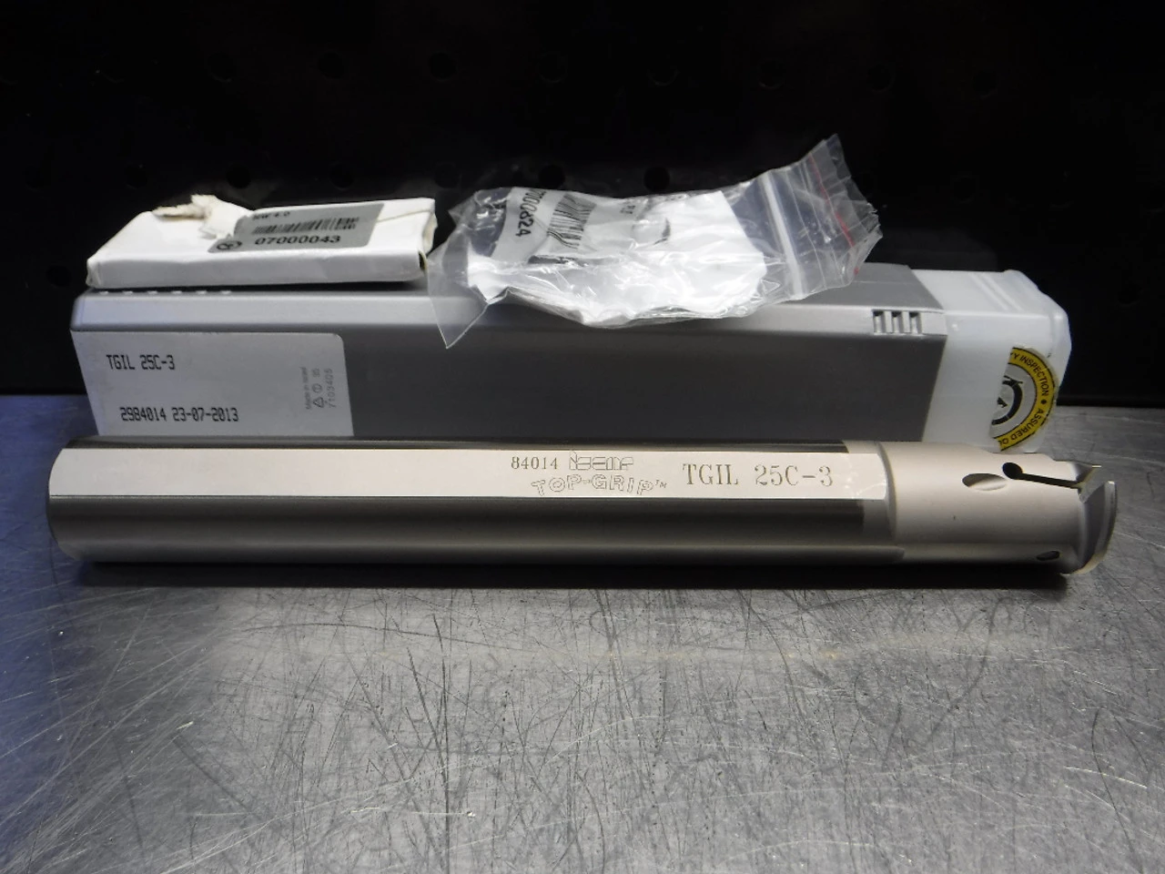 Iscar 3mm Indexable Grooving Bar 25mm Shank TGIL 25C-3 (LOC2045B)