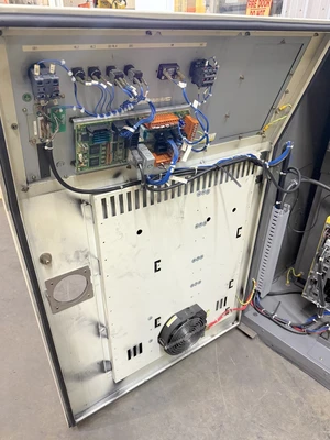 USED FANUC R-2000IB