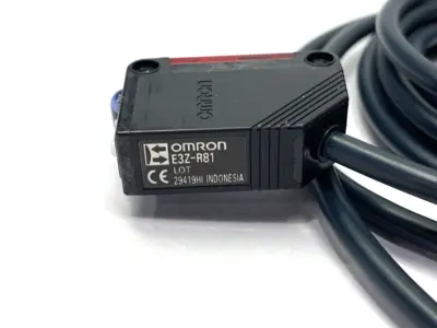 USED OMRON E3Z-R81