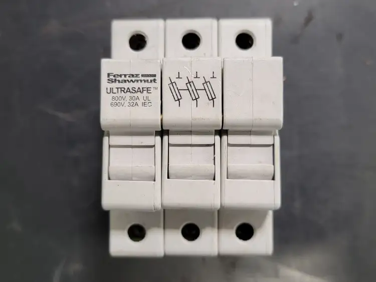 Used FERRAZ SHAWMUT USM3 C218548 Misc Electrical & Power Parts British Columbia CA | Lenmark #249908