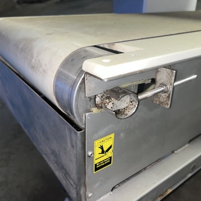 PCL Metal Detector with Conveyor Belt