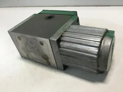 USED YUKEN DSG-03-2B3-R0115-4025