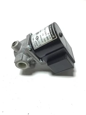 Honeywell V4295A1015 Pilot Solenoid Valve 1/2″NPT