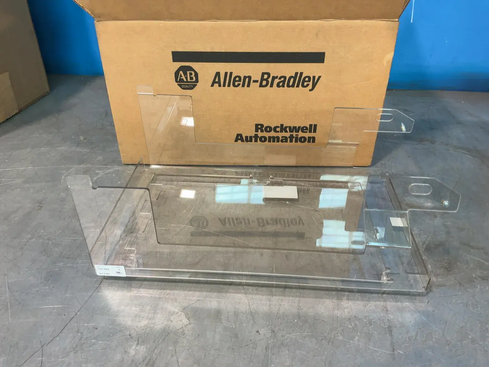 Used ALLENBRADLEY 1495N68 Fuse Accessories Ohio US | HGR 24 #1084984