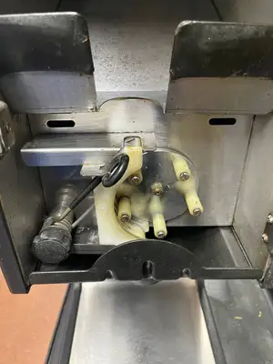 Used JS Used Star Commercial Heated Single Condiment Dispenser Cheese Chili Concessions 120V - JS Beverage Dispensers Illinois US | Falcon Restaurant Supply #1376436