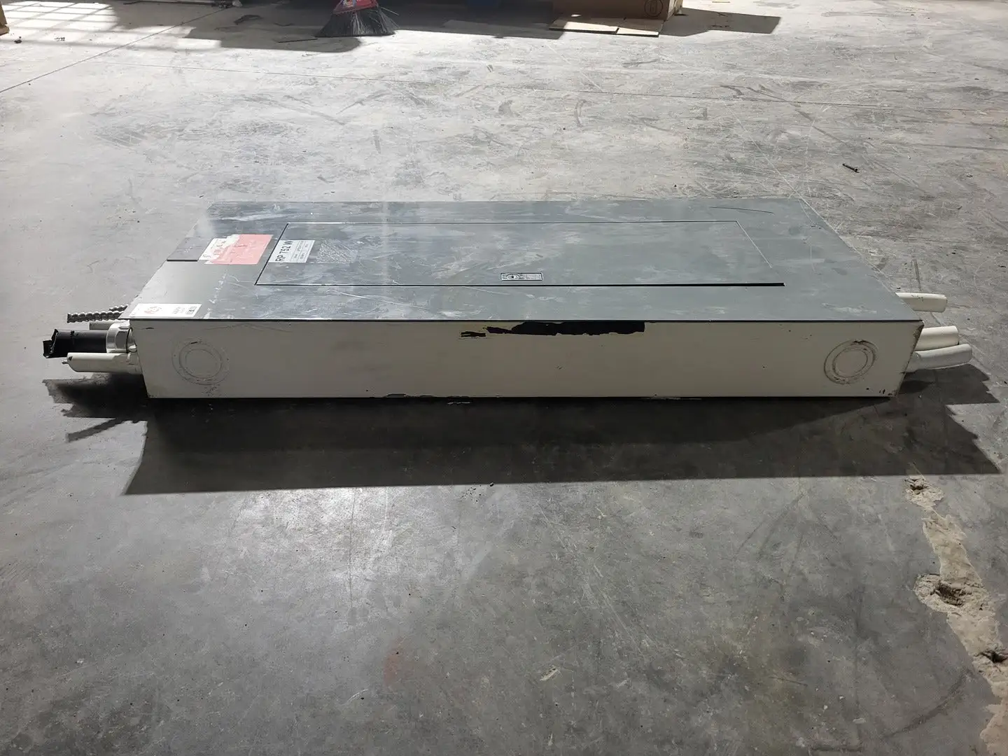100 Amp 120/240 volts Panelboard 42 Spaces