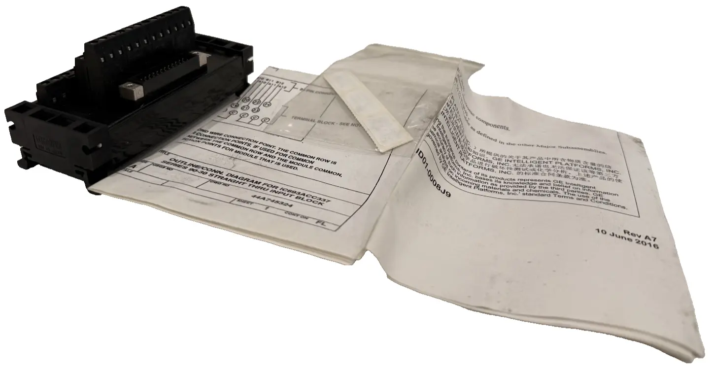 NEW GE FANUC IC693ACC337C