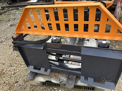Used 2023 WOLVERINE PFA 11-3300G Pallet Forks Tennessee US | Moore Equipment #1517351