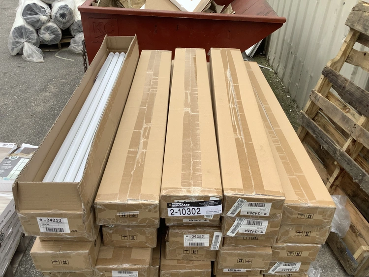 Used GE LEDT8/LC/4/850 Lighting Michigan US | Miedema Asset Management Group #1284386