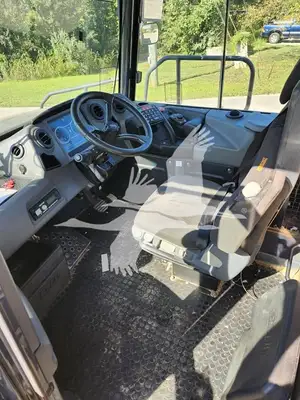 USED 2017 BELL B30E