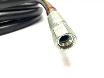 USED PARKER TOUGH COVER HYDRAULIC HOSE 3000PSI MAX 25 FOOT LENGTH