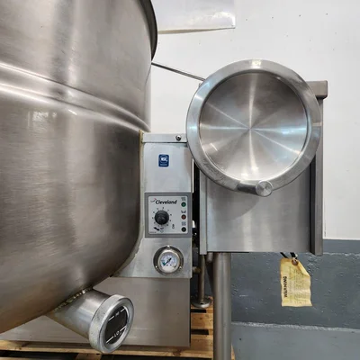 CLEVELAND TILT KETTLE MODEL KGL-60-T 60 GAL  # 1457