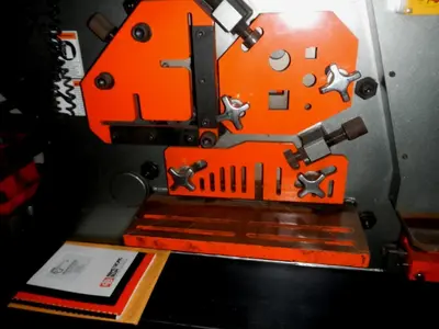ARMSTRONG BLUM/ SPARTAN MODEL IW66D HYDRAULIC IRONWORKER