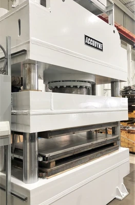 USED 1998 ACCUDYNE ACCUDYNE CUSTOM PRESS