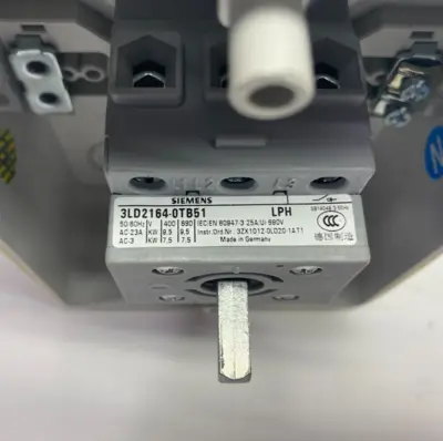 Used Siemens 3LD2164-0TB51 Disconnects Michigan US | Maverick Industrial Sales #1390749