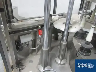 USED PE Labellers PE Labellers Rotary Labeler, Model Master