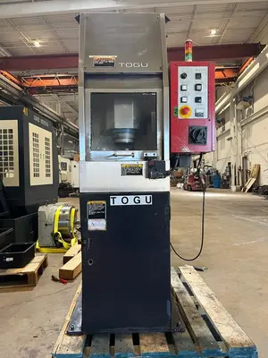 USED 2004 GMC TOGU III