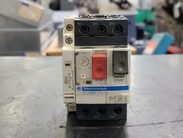 Used SCHNEIDER ELECTRIC GV2ME08 Switchgears British Columbia CA | Lenmark #241850