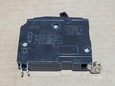 Used SQUARE D QOB115 Switchgears British Columbia CA | Lenmark #1438697