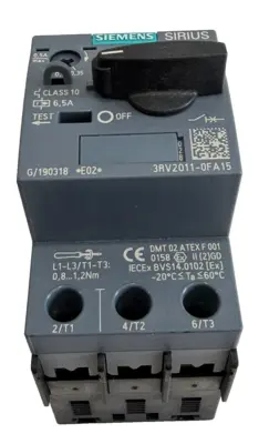 NEW SIEMENS 3RV2011-0FA15 CIRCUITY BREAKER 3RV20110FA15