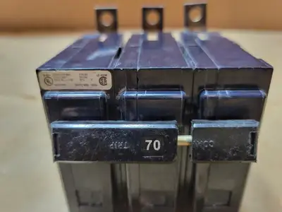 Used CUTLER-HAMMER BAB3070H Switchgears British Columbia CA | Lenmark #1438358