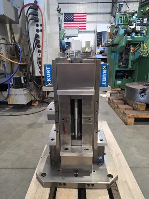 KURT CLUSTER TOWER Tooling | GMT (9)