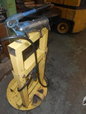 6784-220 10-Ton H-Frame Hand Hydraulic Press
