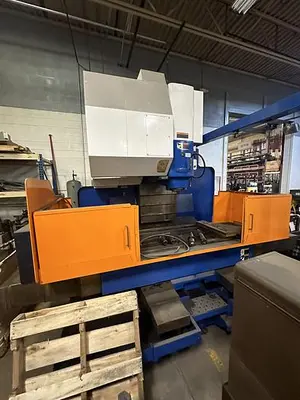 USED 1997 OKK MCV660
