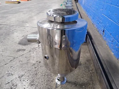 Nilfisk 12" X 12" Hopper Separator