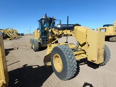 2015 Caterpillar 140M3
