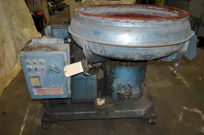 10 Cu Ft Almco Vibratory Bowl