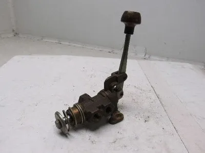 Bellows M082-218-03 3 Port Lever Operated Air Valve 1/4" Ports