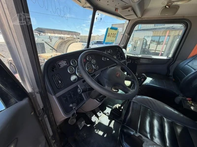 Used 2014 PETERBILT 367 Septic/Sewer/Vacuum Trucks Texas US | Roll Off Truck World #1491914