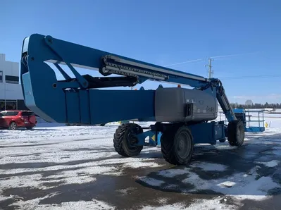 Used 2015 GENIE ZX-135/70 ARTICULATING BOOM LIFT Articulating Boom Lifts Alberta CA | Adcock Equipment #1418161