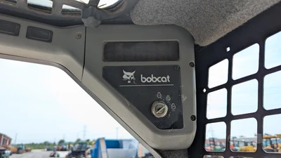 USED 1999 BOBCAT 773G