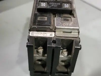 USED CUTLER-HAMMER QC2050