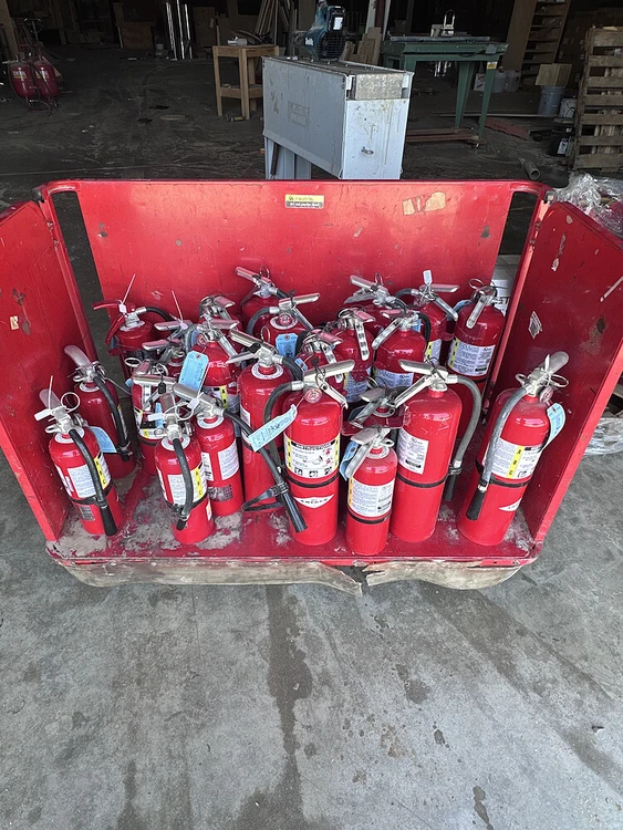 Used _UNKNOWN_ _UNKNOWN_ Fire Extinguishers California US | MachineryMax #1321327