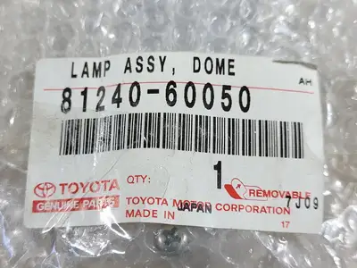 NEW TOYOTA GENUINE PARTS 82140-60050